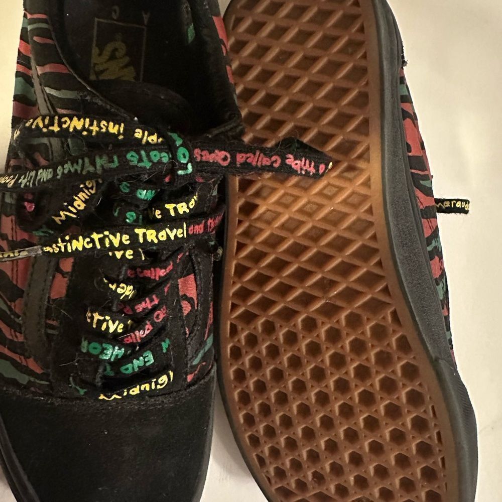 VANS X A TRIBE CALLED QUEST BLACK Size 9.5 men’s 11 women’s - Picture 3 of 3